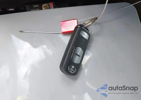 2020 Toyota Yaris Le из США, поврежденный, VIN 3MYDLBJV0LY704094